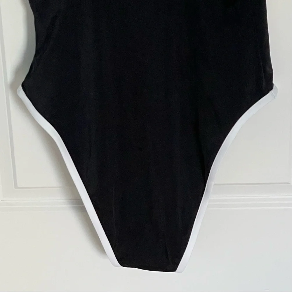 New! Pink x Frankie’s Bikinis Poppi one piece Swimsuit black binded 47346